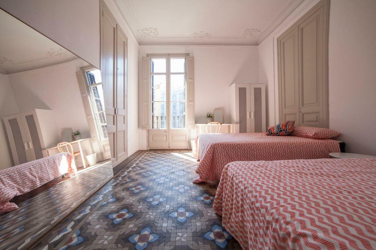 B21-Apartamento Modernista Para Grupos Barcelona Kültér fotó