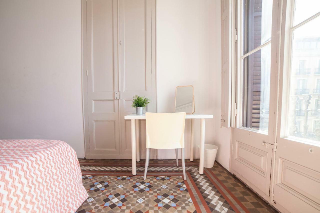 B21-Apartamento Modernista Para Grupos Barcelona Kültér fotó
